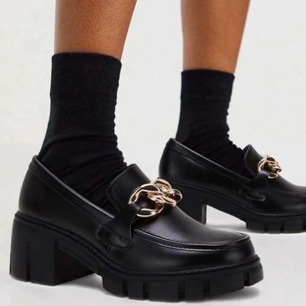 TINSTREE Platform Loafers Black Gold Chain Sz 8 Chunky Lug Sole Shoes Preppy